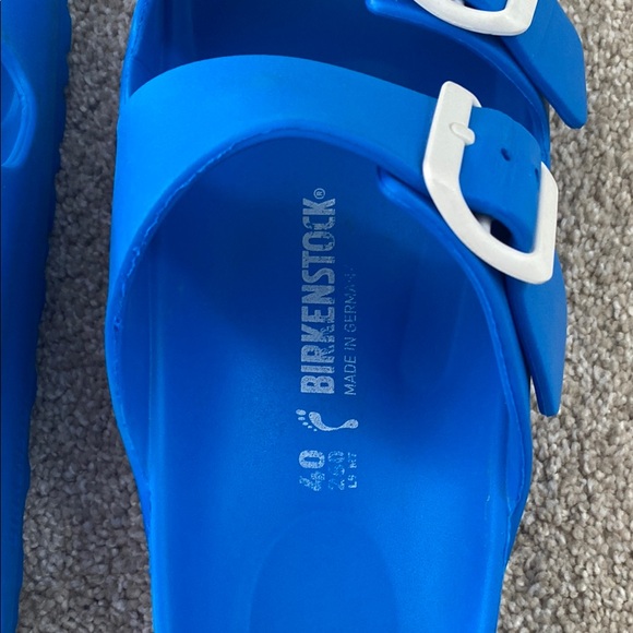 Birkenstock Arizona Sandals - Picture 2 of 5